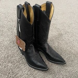 Justin Black Cowboy boots
